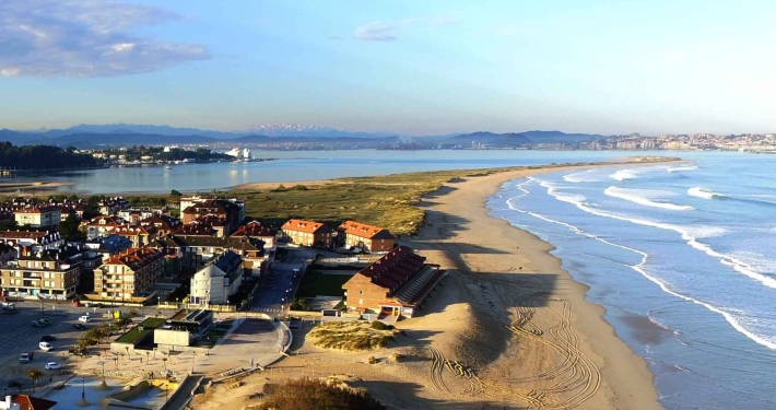 LA CASONA DE SUESA-ENTORNO -PLAYAS